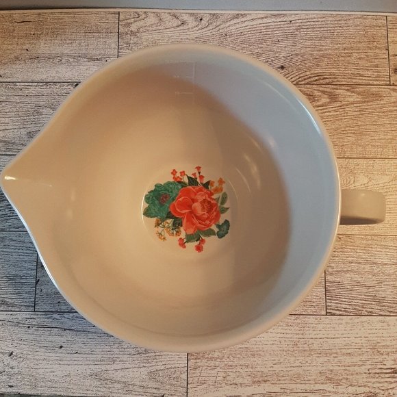 Pioneer Woman 4 Cup Covered Mixing Bowl with Handle and Lid Melamine - Picture 4 of 11